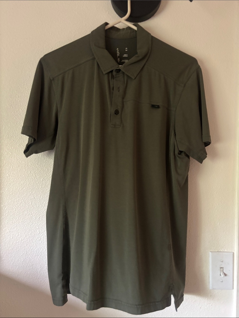 Arc'teryx Men's Olive Green Performance Polo